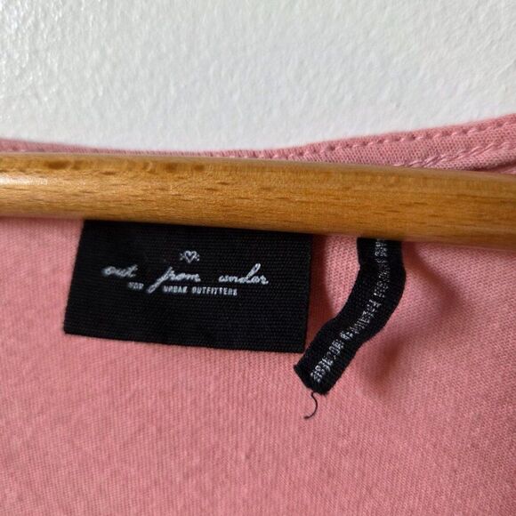 EUC OUT FROM UNDER URBAN OUTFITTERS BLUSH PINK OVERSIZED BABYDOLL TOP SIZE SMALL - Picture 12 of 14